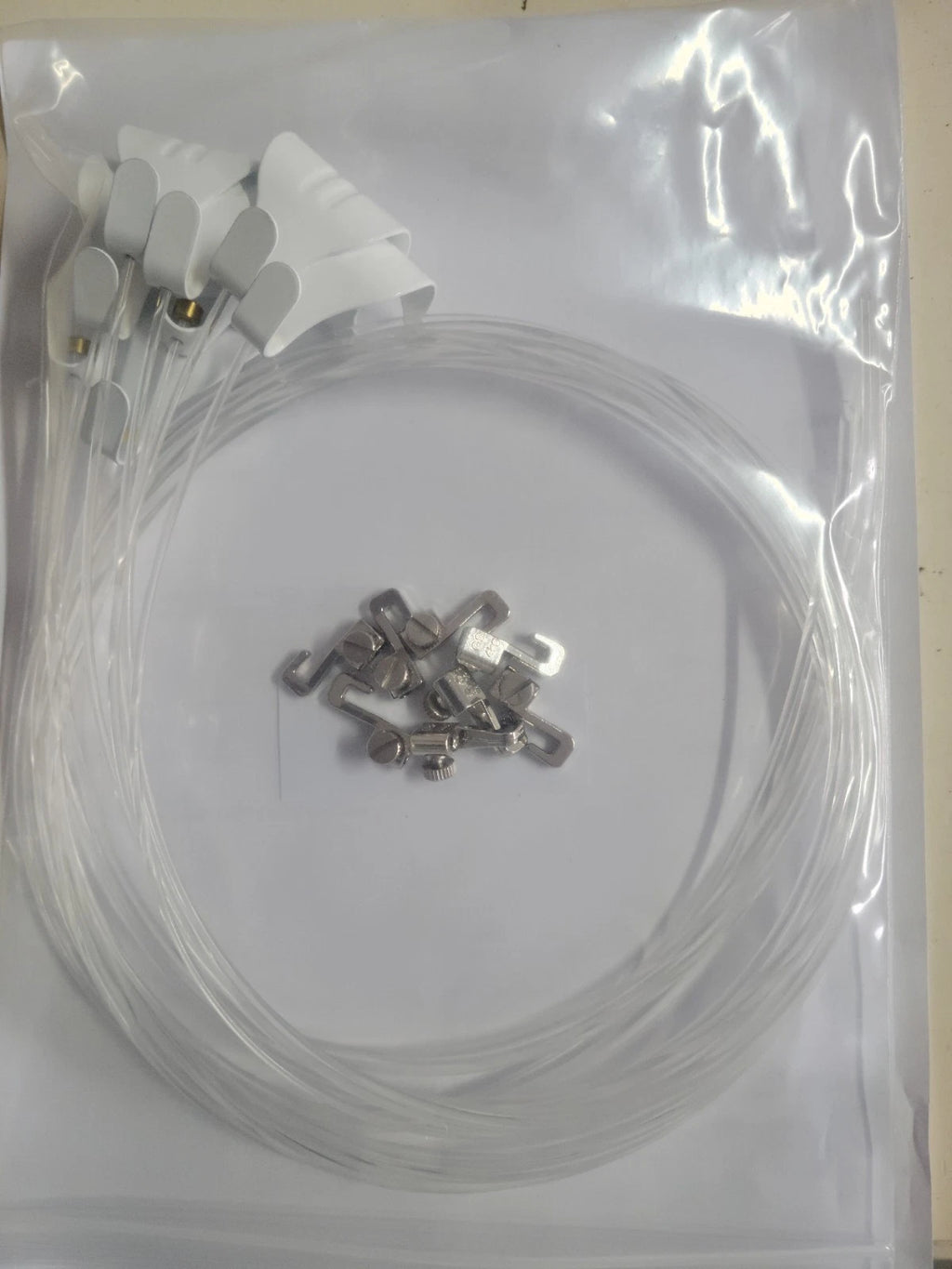 8 x picture rail hanging kits hanging hooks white 4kg range