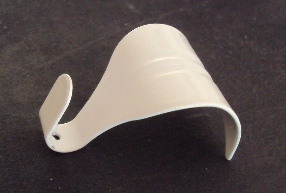 10 x picture rail hooks white