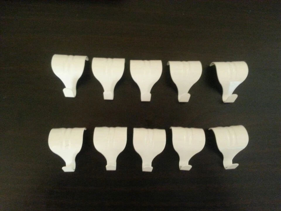 10 x picture rail hooks white